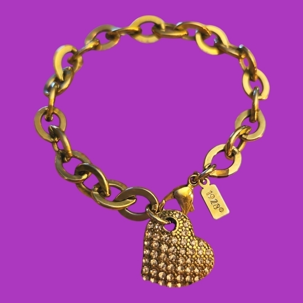 1928 Rhinestone Paved Heart Oval Chain Bracelet